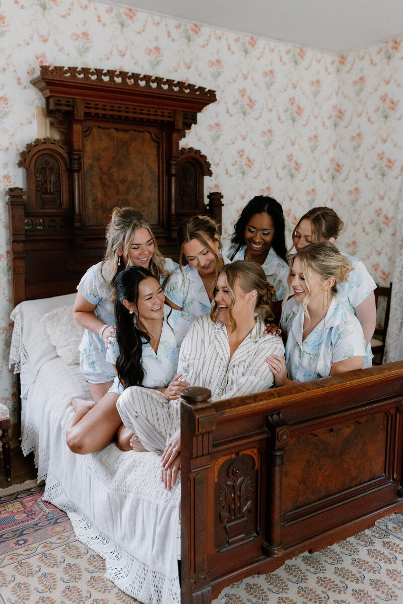 Wedding in College Station, Texas, photographed by Lauren Ashleigh Photography. 
