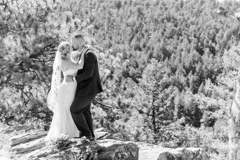 Matt & Larkin Wedding . Bellafaithphotography 863