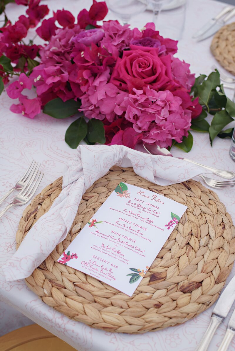 Bermuda Wedding Bermuda Bride Magenta Pink Rose Flower Centerpiece with Round Rattan Placemat Wedding Table Setup