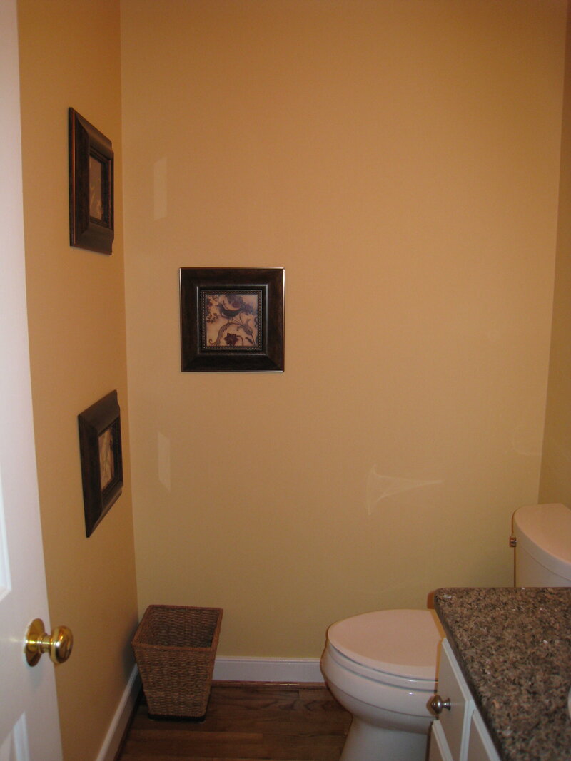 23 Bedeckers Interiors - Kristine Gregory - Foxhall powderroom BEFORE