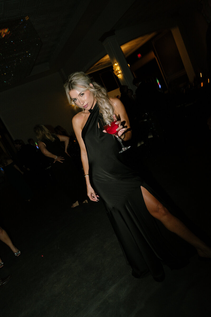 C&J_WED-680