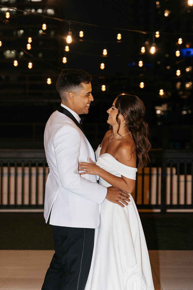 indie west photo portfolio image of bride and groom dancing on wedding day