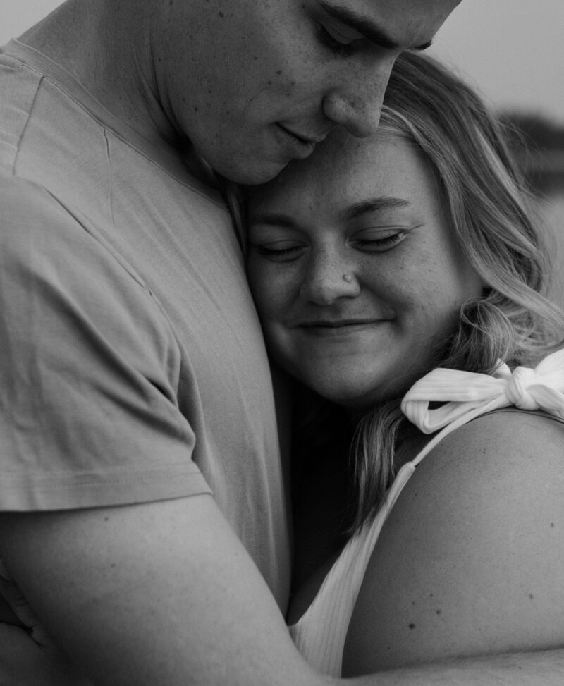 Saskatoon_Beach_EngagementSession_KaylaCassidyPhotography-60