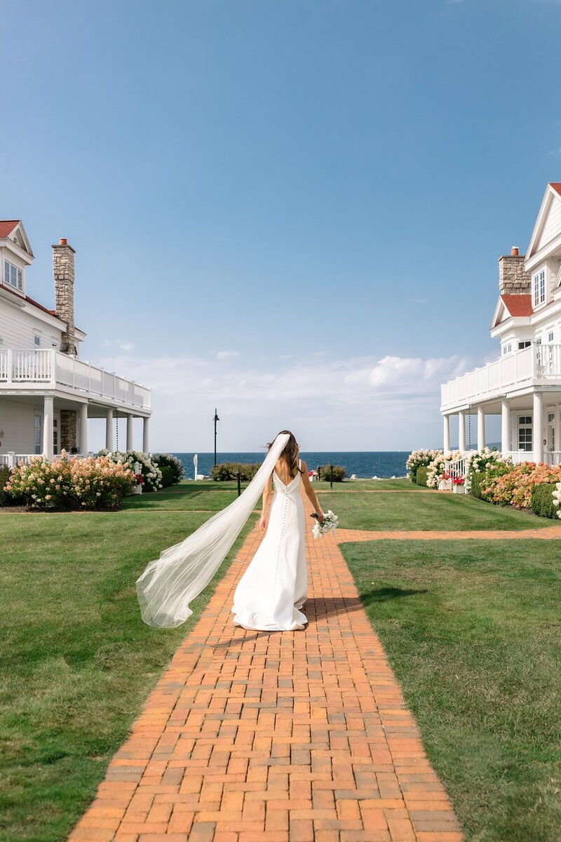 Bay-Harbor-Yacht-Club-Michigan-Wedding-11