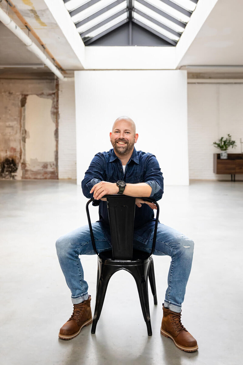 Studio Paoline Kruijssen - portfolio zakelijke personal branding fotografie - Roland NIelen Consultancy - 43