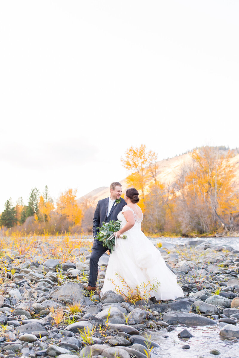 American Homestead Wedding by Spokane Wedding Photographer Taylor Rose Photography-65
