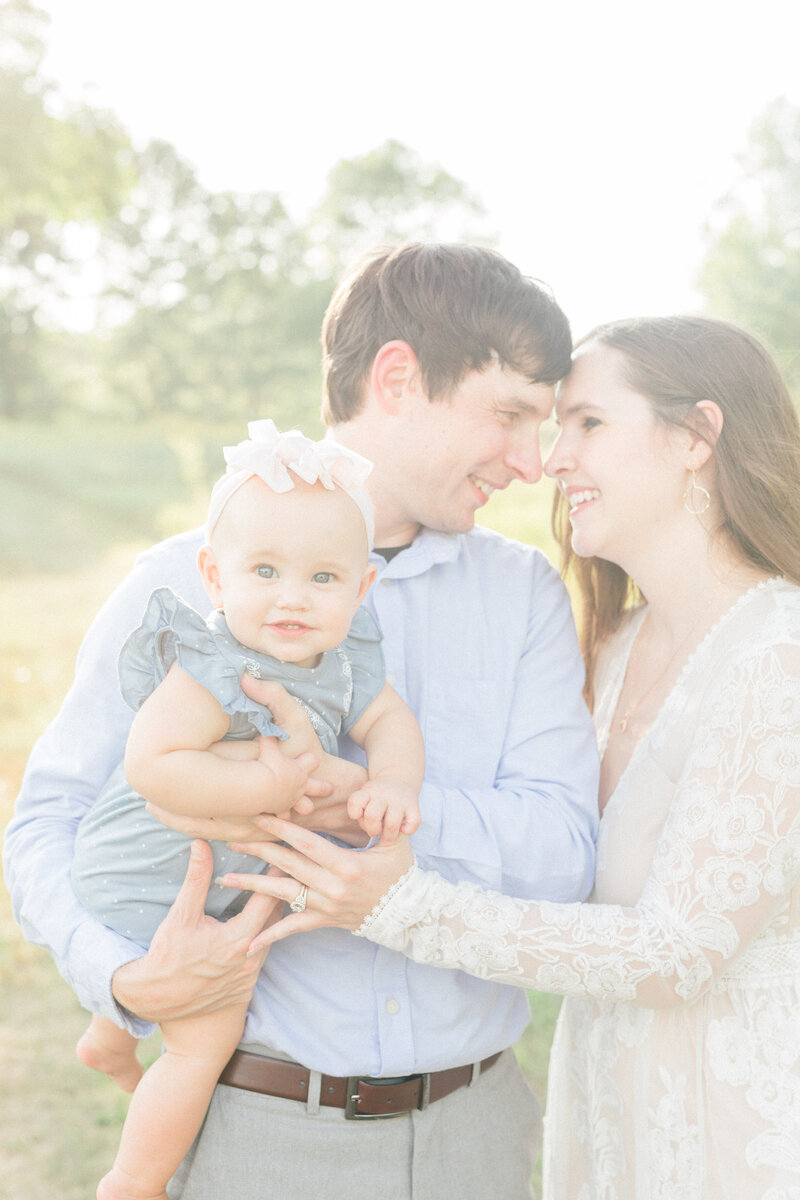 Lyndsey_Rose_Photography_Minnesota_Motherhood_Seniors_Family_Newborn_Photographer_Caldwell_Family-17