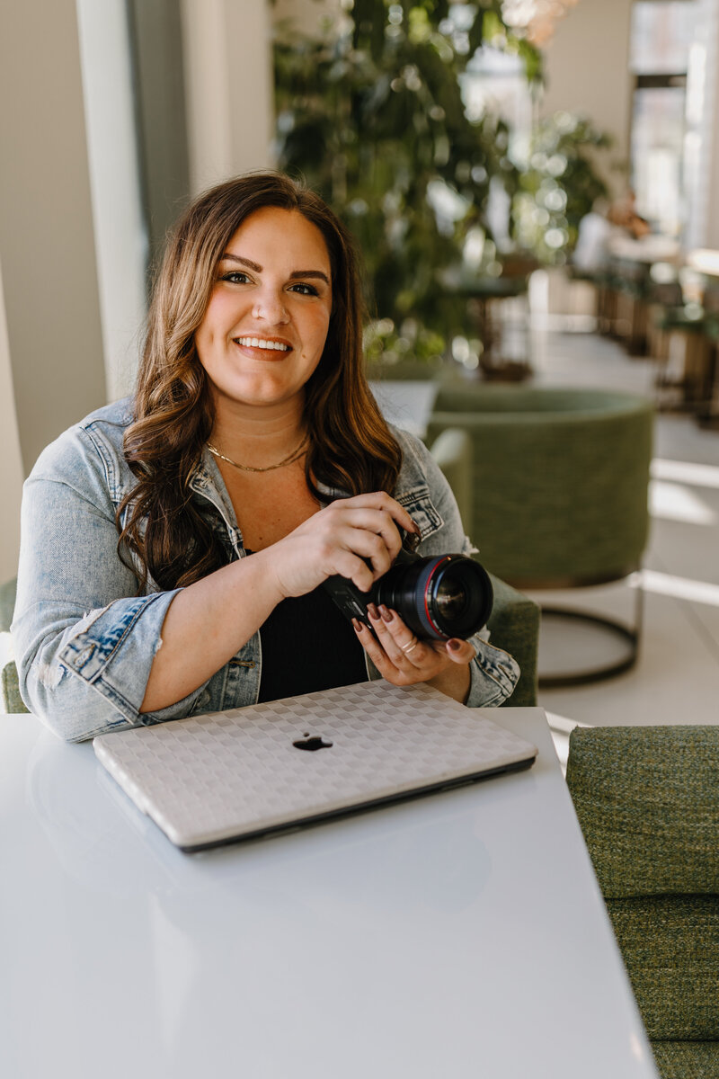 Charley Mae Photography is your top choice for a family photographer in Hilton Head Island. Specializing in capturing family moments. Schedule your session today!