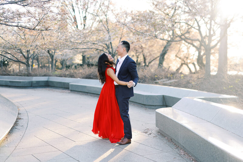 Chic and stylish DC engagement photography session at the Kennedy Center.