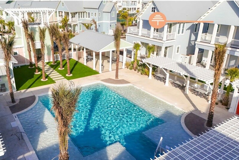 110 Transom B Pool Elevation Crop