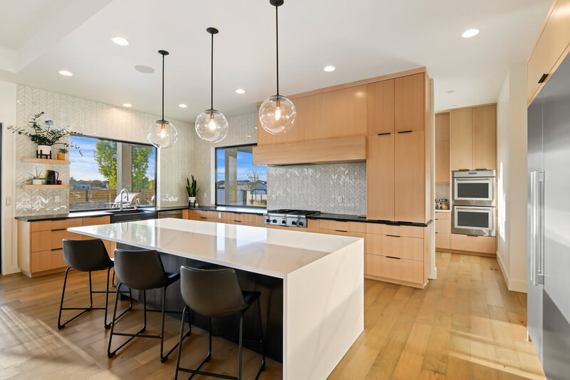 The-Horizon-Edge-Thompson-Homes-Meridian-Custom-Home-Builder-7