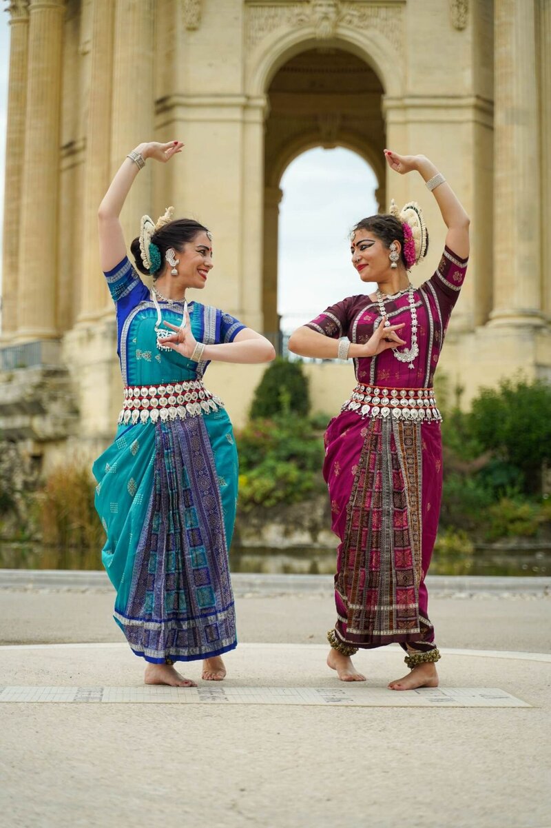 Two odissi dancers in Montpellier