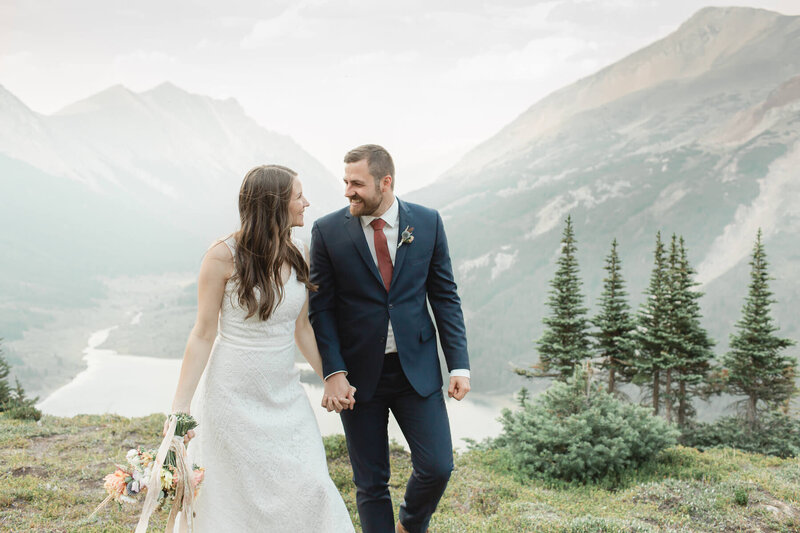 Ontario elopement photographer capturing wedding day