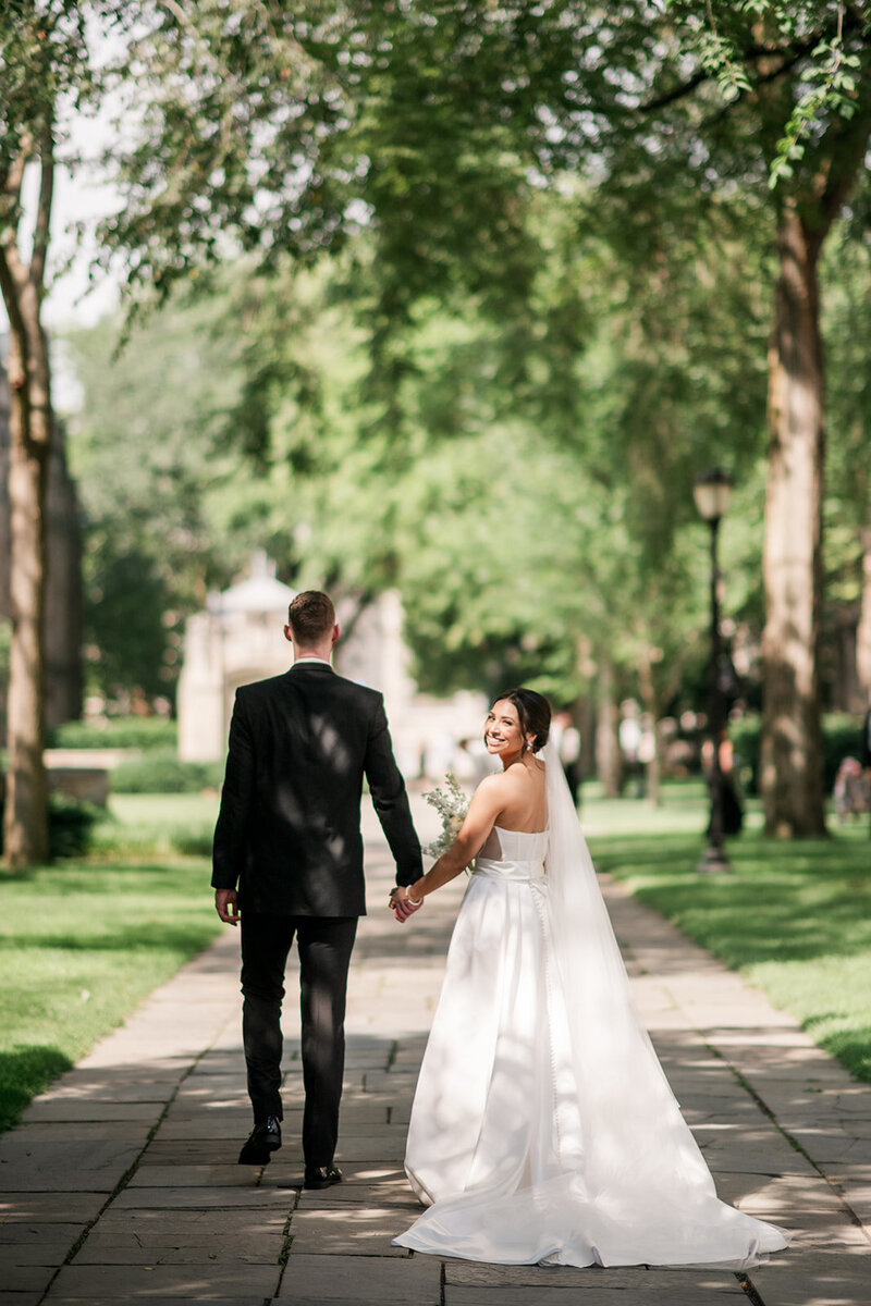 Tyde at Walnut Beach Romantic and Timeless Summer Wedding