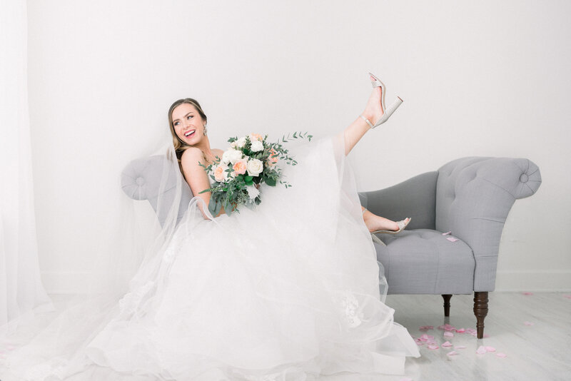 About Fabulous Frocks | Nashville, Tennessee Wedding Bridal Gown Boutique | Fabulous Frocks Bridal About Fabulous Frocks | Nashville, Tennessee Wedding Bridal Gown Boutique | Fabulous Frocks Bridal