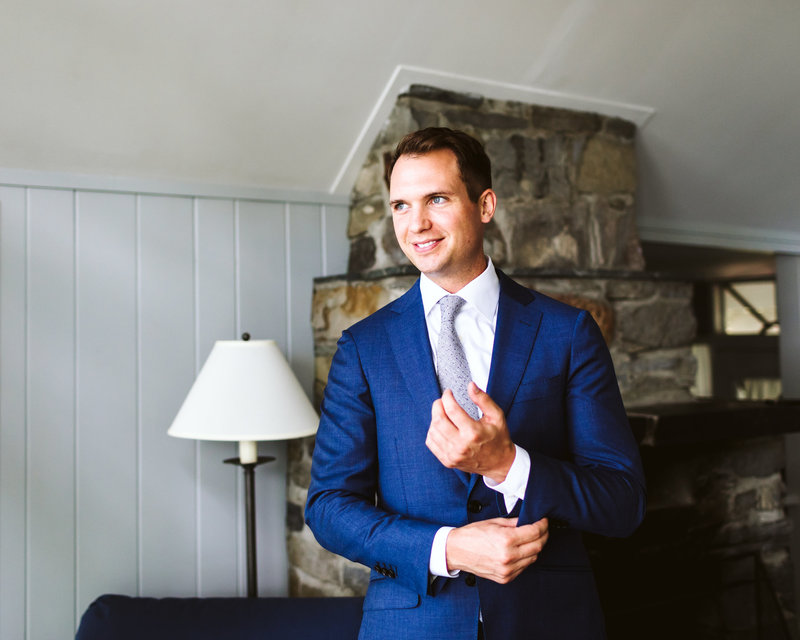 Nikki + Sean - Sean Getting Ready 33