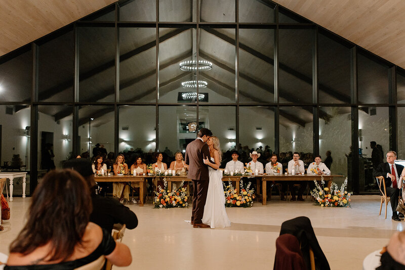 jami-oliver-wedding-preview-taylorraephotofilm-187