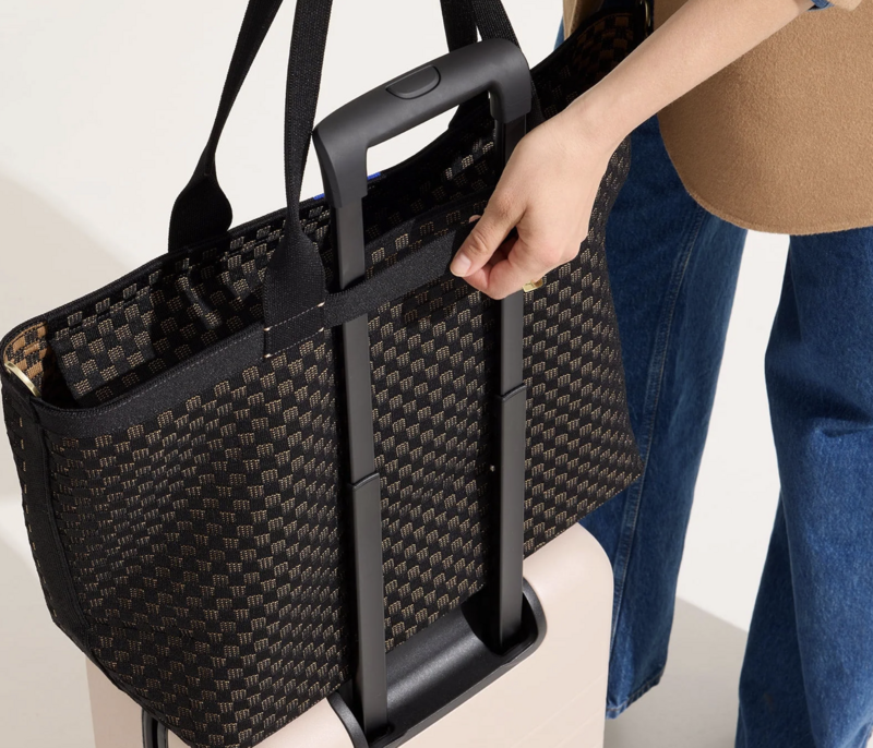 Sustainable carry-on tote for women – stylish and functional for frequent travel