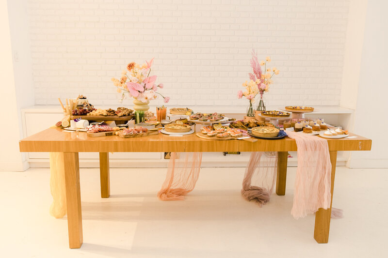 chic elegant buffet catering table wedding planner nyc miami las vegas