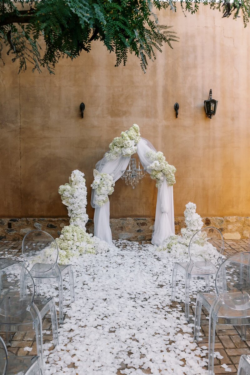 wedding flowers at Silverleaf country club in Scottsdale, AZ