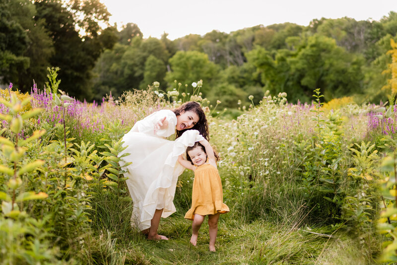 Boston-family-photographer-bella-wang-photography-Lifestyle-session-outdoor-wildflower-81