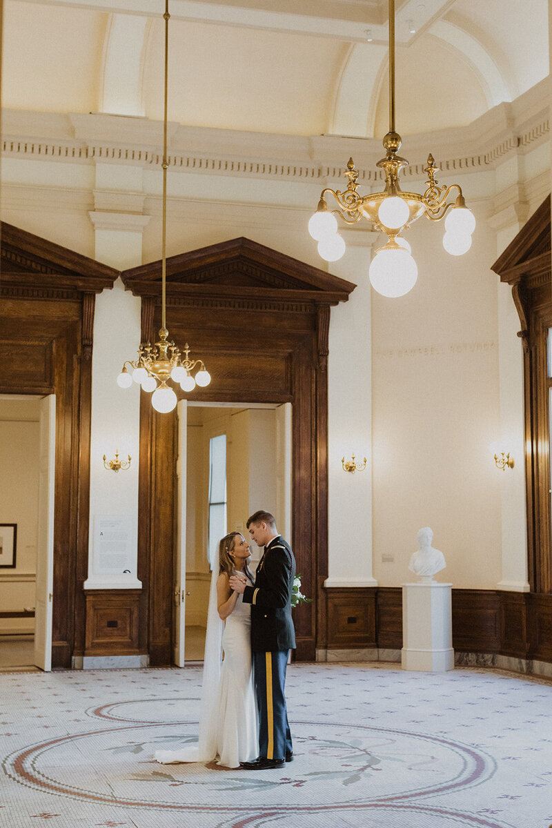 Gibson-Art-Museum-Wedding