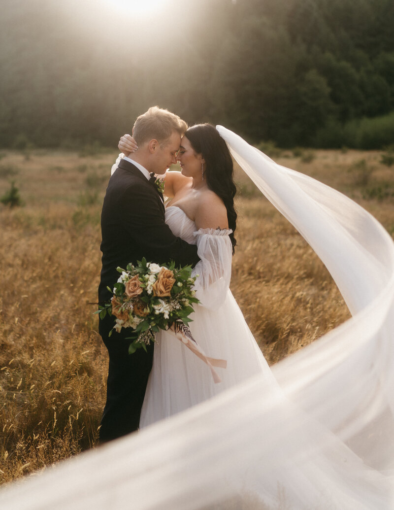 taylor dawning is a wedding photographer based out of vancouver island in victoria, BC
