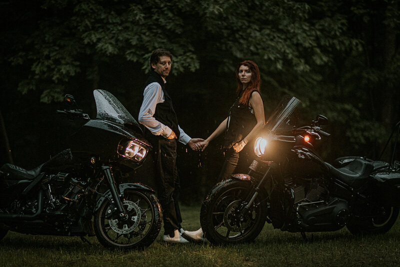 39_Eagle_River_Wisconsin_Lake_Cabin_Rainy_Engagement_Photos_Motorcycles_Harley_Davidson_James_ Stokes_Photograhy_WI.24