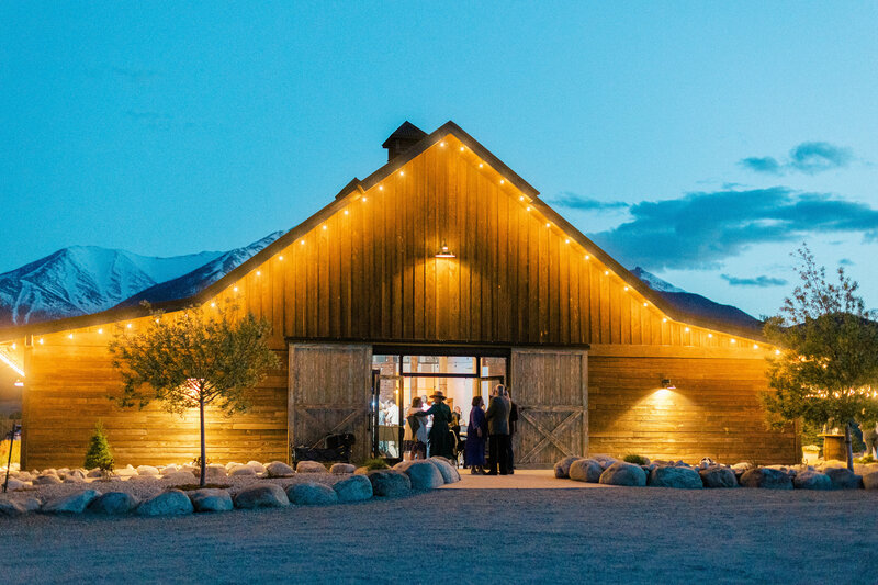 Barn-At-Sunset-Ranch-Buena-Vista-Wedding-Photographer-111