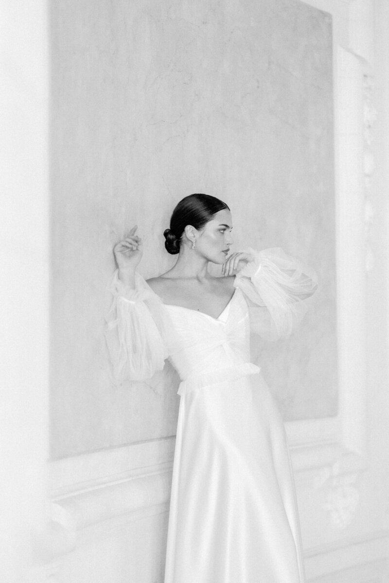 Maïlys Fortune Photography Husband Wife Wedding Weddings Photography France Switzerland Italy Timeless Dreamy Imagery Bilingual French English Destination Weddings Destination Wedding Provence French Riviera Paris Lake Como Tuscany46
