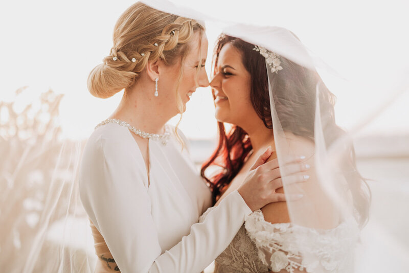 Lesbian_Long_Beach_Wedding_The_Modern_Zoom_Theory_Photographer_0019