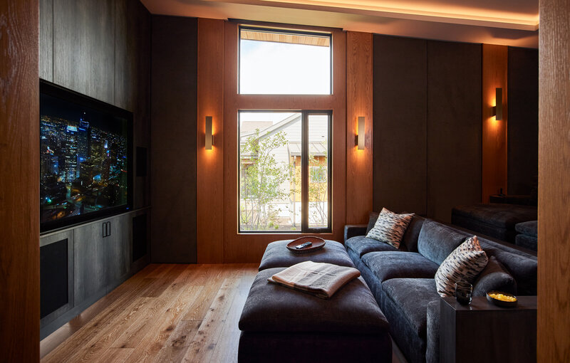mountain-modern-home-theater-fabric-panels-white-oak