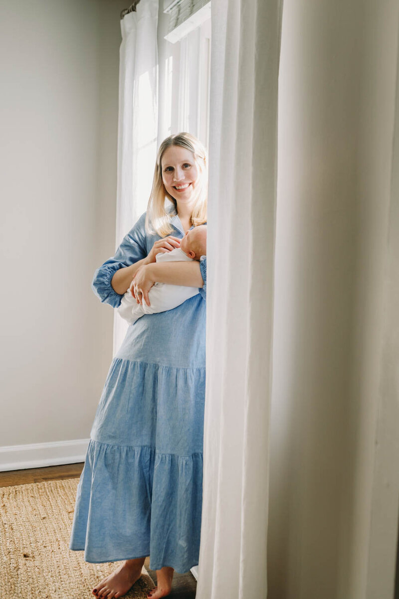 Theodore-Newborn-soft-light-Alexandria-VA-old-town
