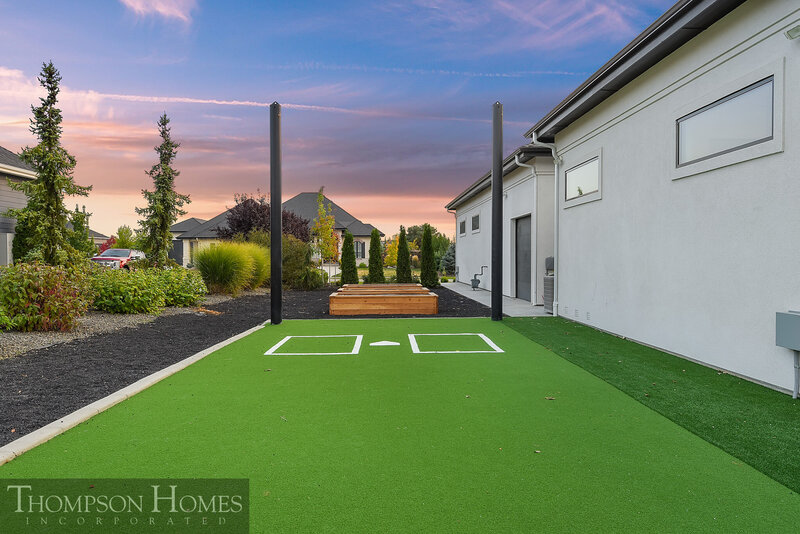 Thompson-Homes-Axis-Modern-Idaho-Luxury-Custom-Home-Builder-19