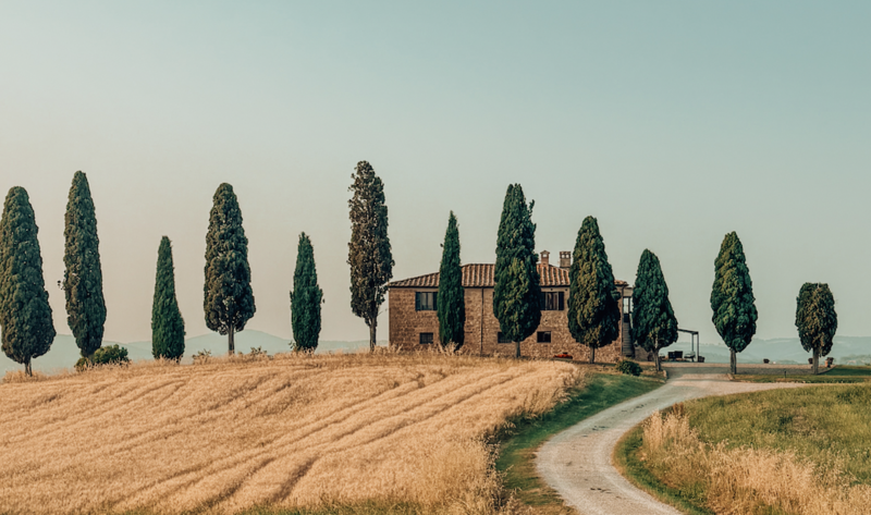 val d'orcia tuscan countryside villa