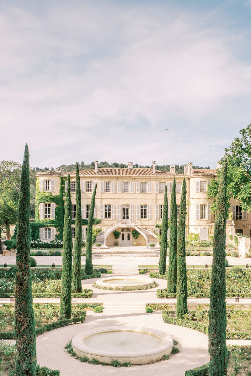 Jennifer Fox Weddings English speaking wedding planning & design agency in France crafting refined and bespoke weddings and celebrations Provence, Paris and destination MailysFortunePhotography_Jordan&BrianWelcome_7web