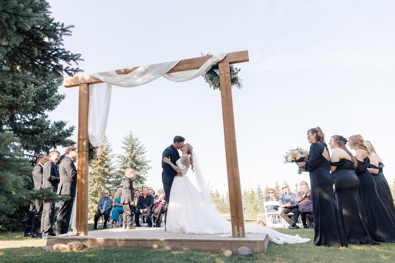 Edmonton Wedding Photos - Pine and Pond Wedding Venue (136)