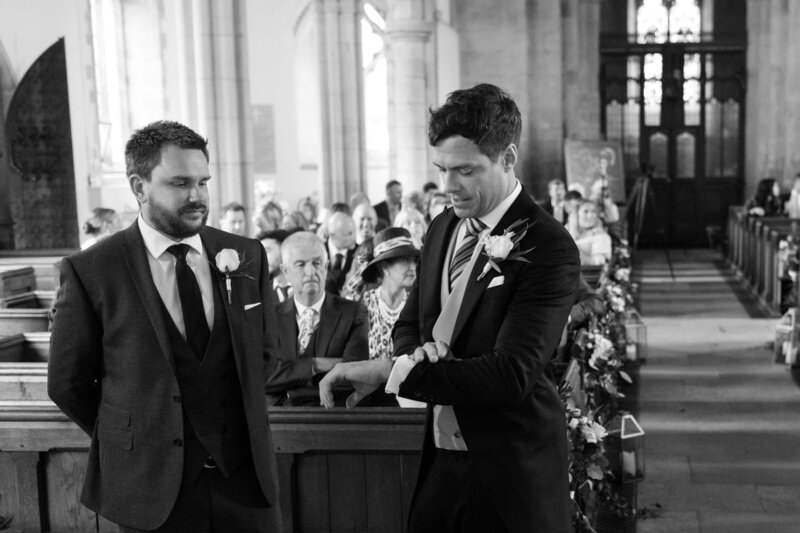 One-moment-two-photos-1006