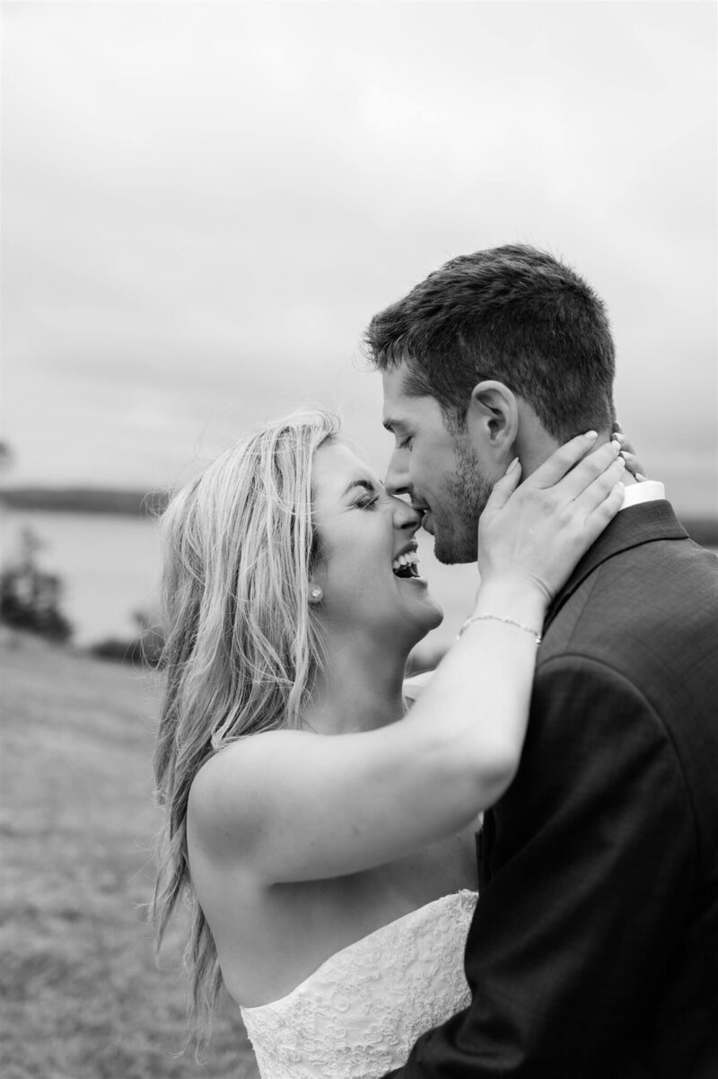 mira-waterfront-wedding