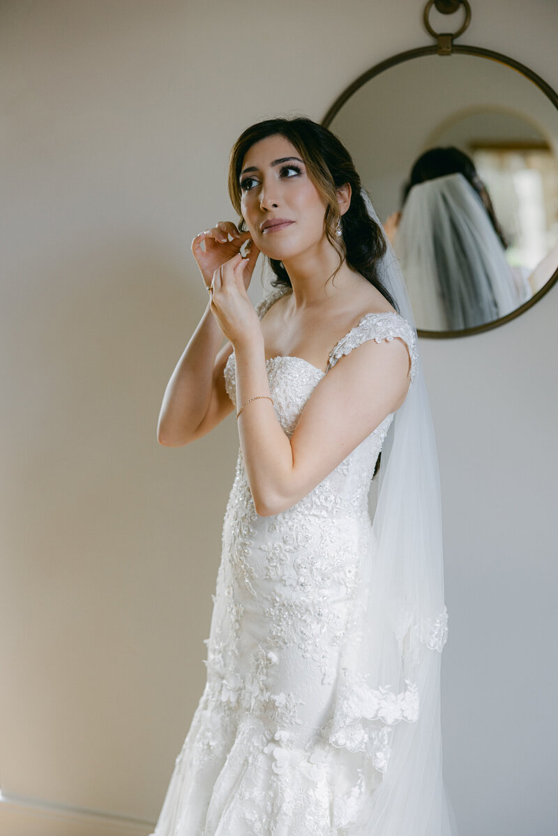 Hyde-House-Wedding-Photographer-Cotswolds-44