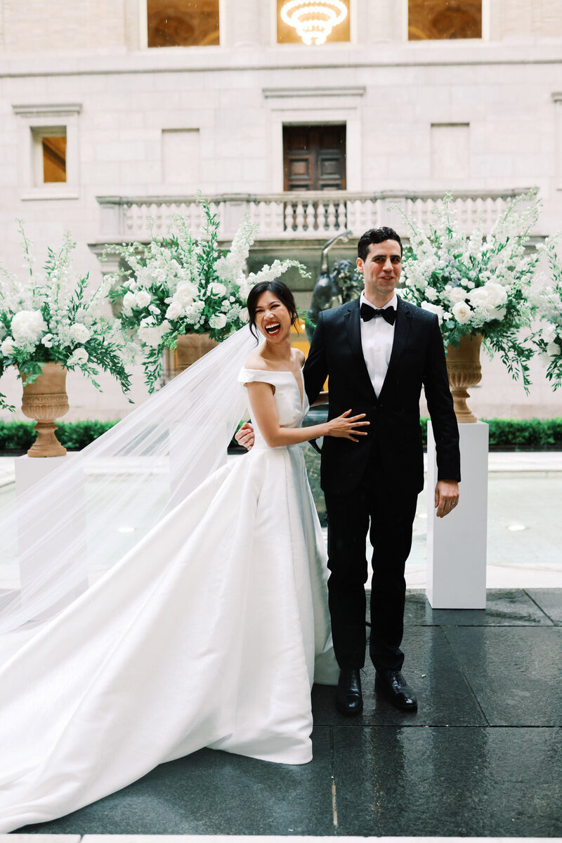 Chic and modern wedding photography during an elegant wedding at Strong Mansion in Maryland.