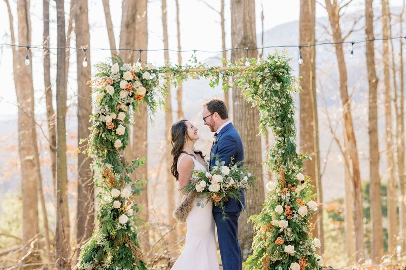 Charlottesville-Woodland-wedding-floral-inspiration-Xiaoqi-Lee-photo_0118