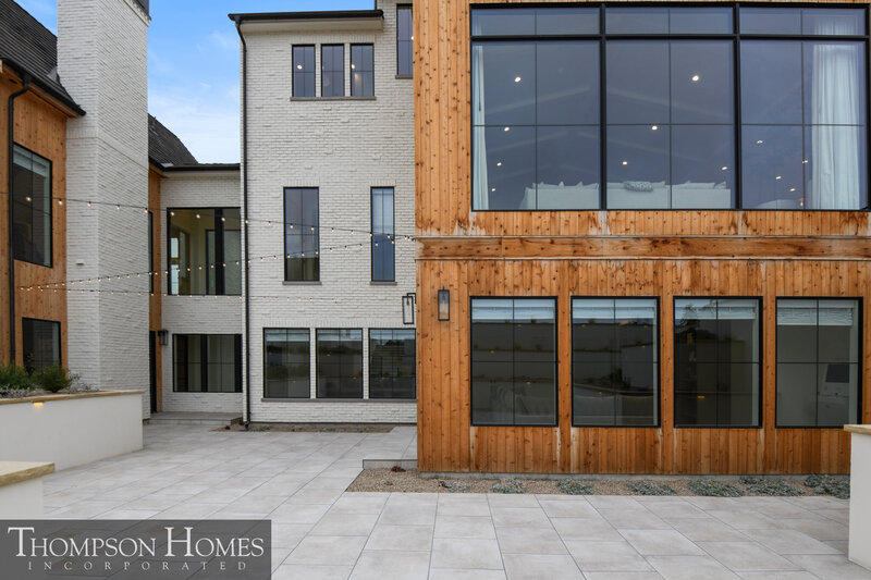 Thompson-Homes-Chateau-Moderne-Meridian-Custom-Home-Builder-10