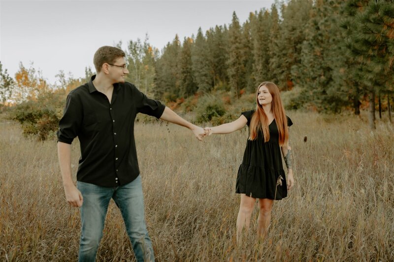 Anna-Nichol-photography-moscow-idaho-photographer-engagement-couples (27)