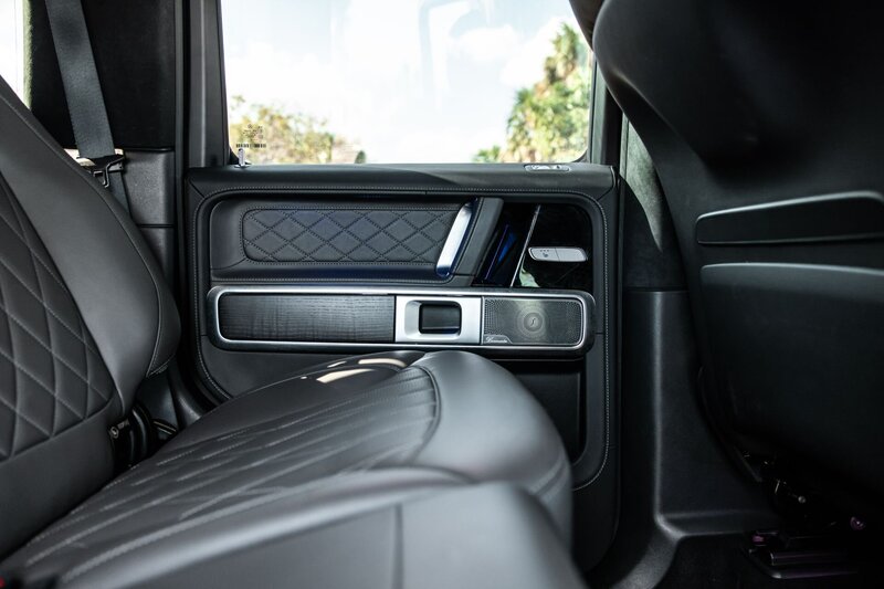 mercedes-g550-desert-sand-professional-edition-for-rent-in-miami-033