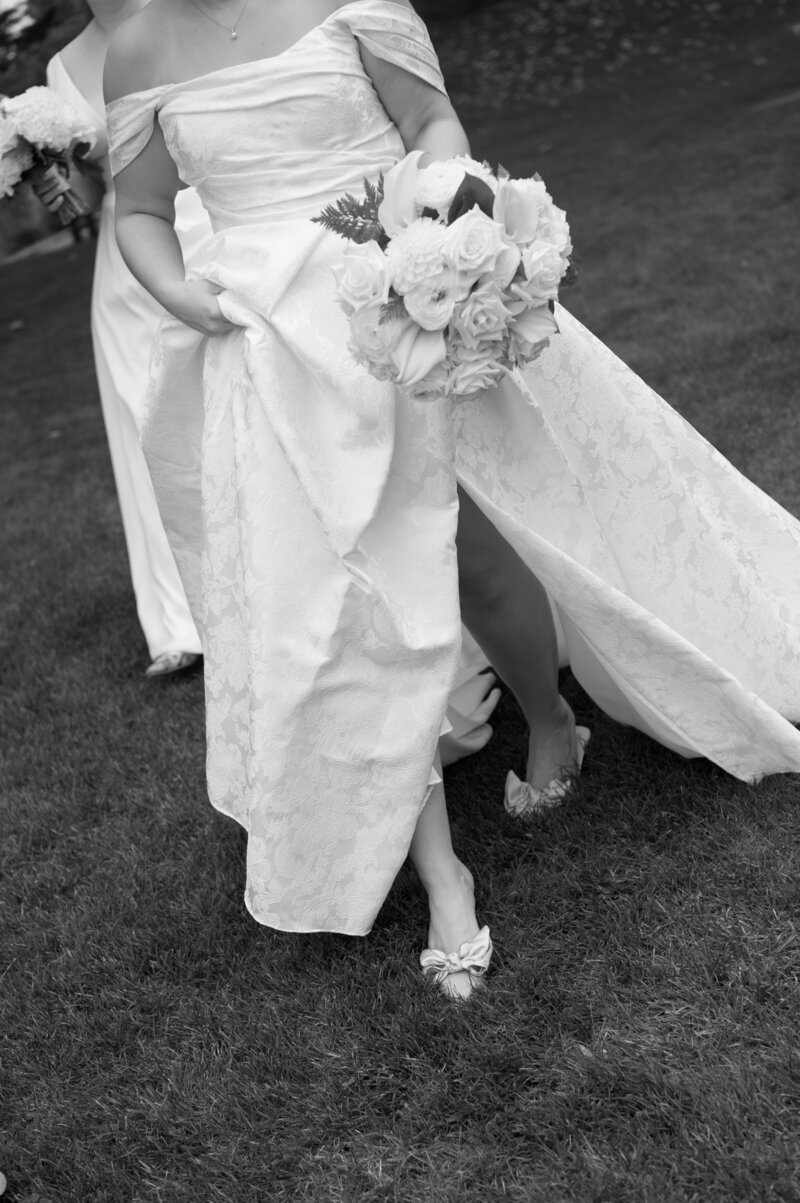 vogue-inspired-york-maine-wedding-hartley-mason