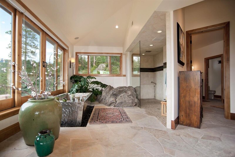 3731 Overlook master bath 2
