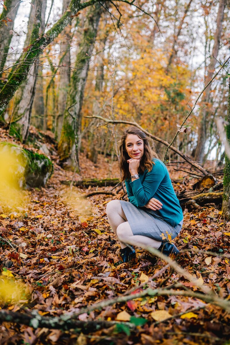 beautiful elegant bride with white wedding dress and veil