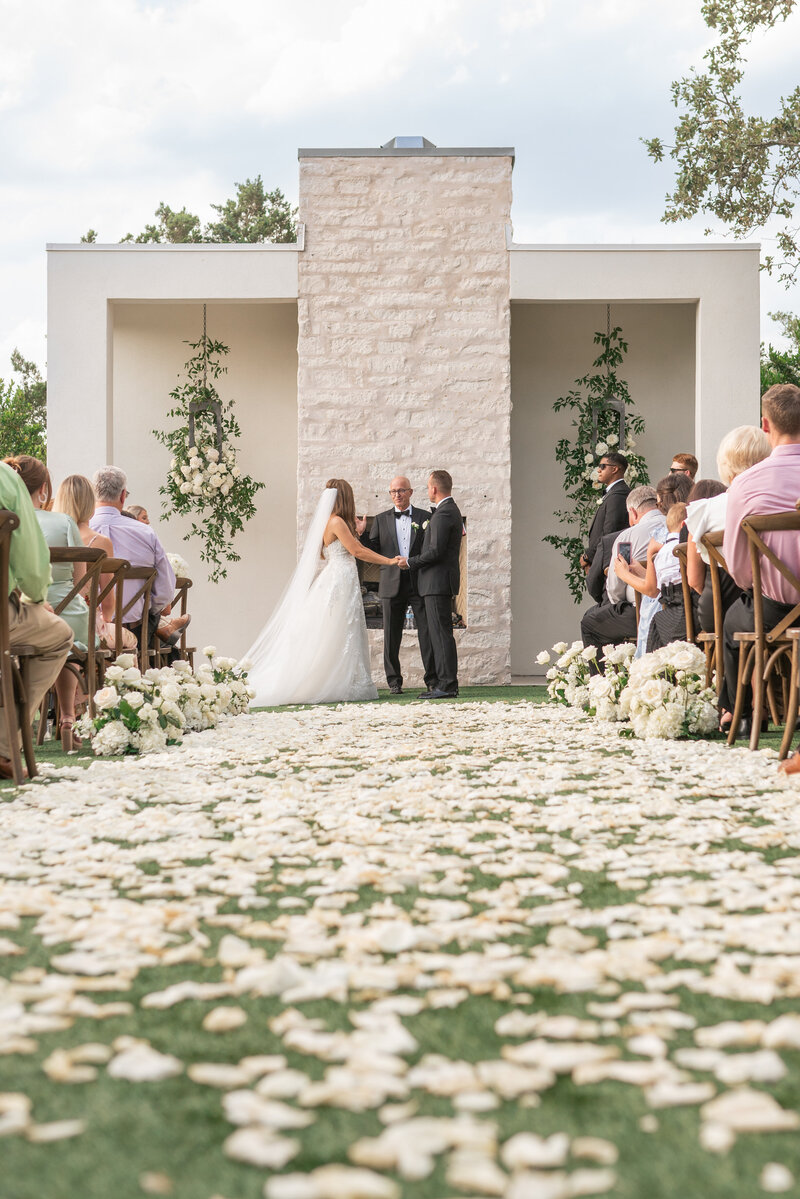 Outdoor Ceremony at the Arlo Wedding Venue in Austin Texas.