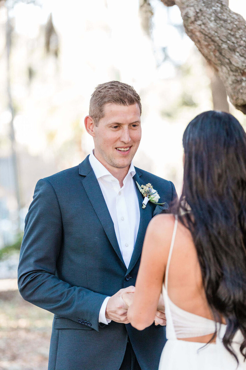 Savannah_Elopement_in_Forsyth_Park__Low_branch12